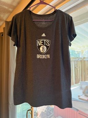adidas Brooklyn Nets Charcoal Gray Logo T‑Shirt